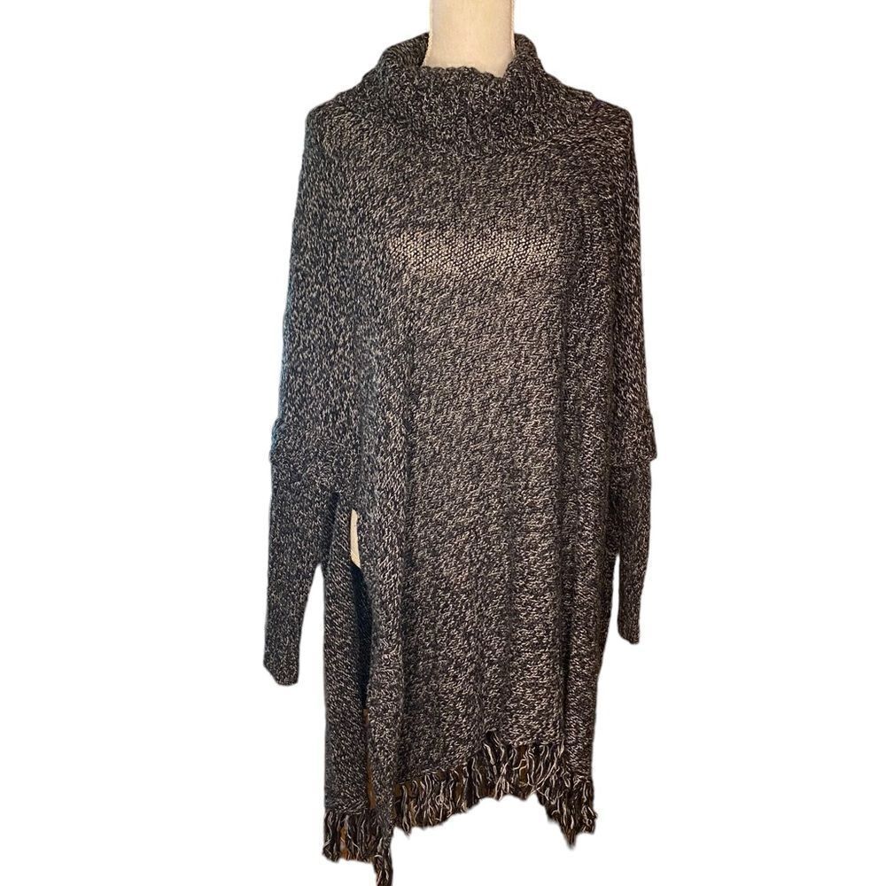 Quinn Wm’s Sz Sm Gray Heathered Cowl  Neck Poncho Sleeved Drape Sweater